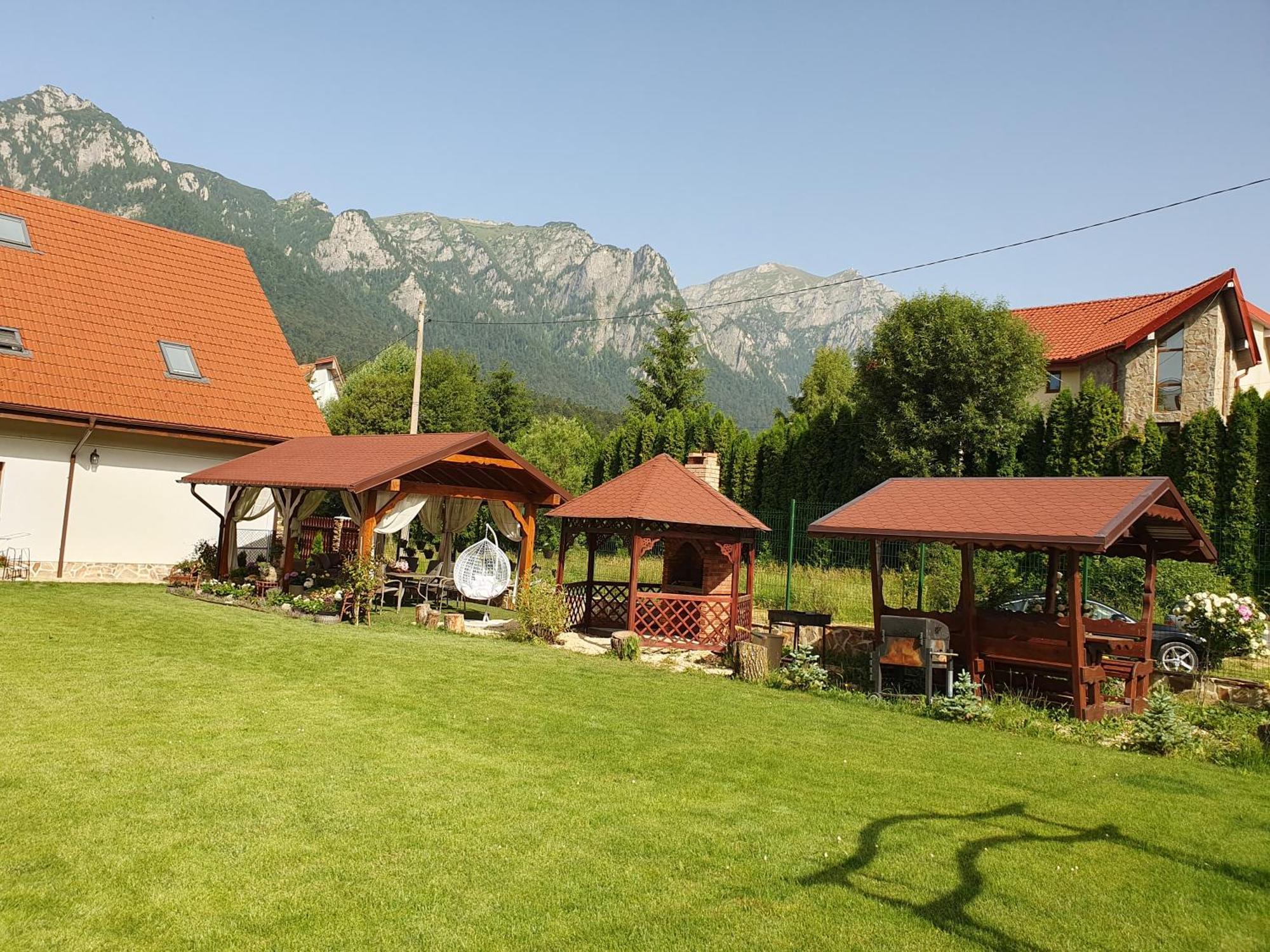Poiana Golf Chalet Буштені Екстер'єр фото