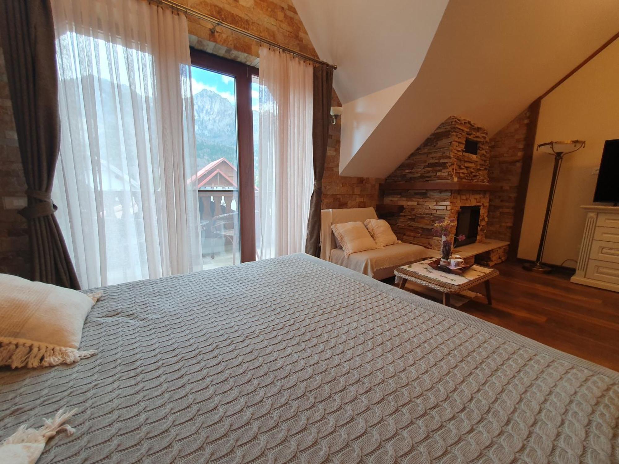 Poiana Golf Chalet Буштені Екстер'єр фото